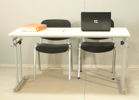 Стіл розкладний письмовий