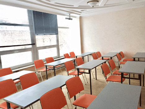 Стіл письмовий на металевих ніжках